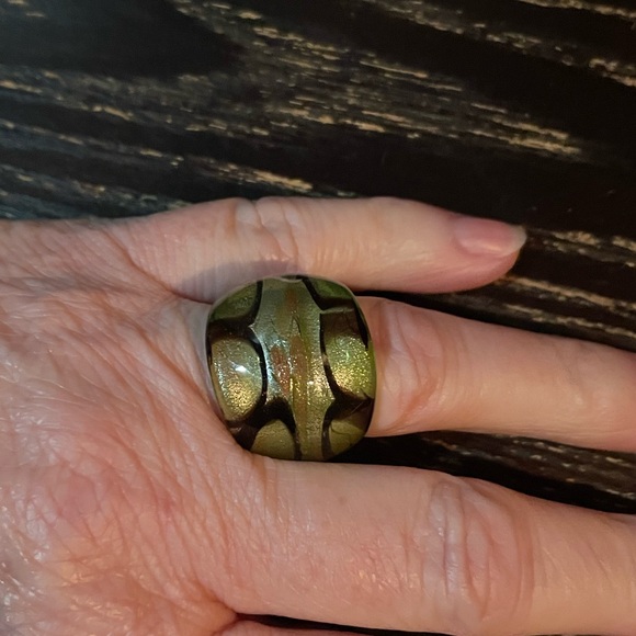 Vintage Dichroic Glass Ring - Picture 3 of 4